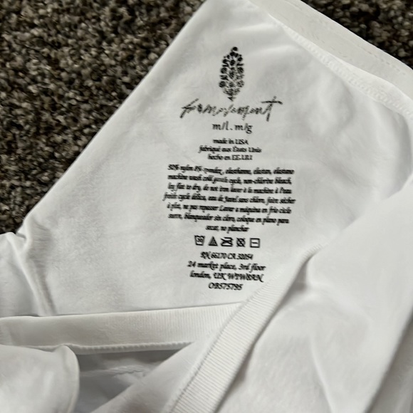 FP Movement Good Karma Ruched Crop Tank & Tennis Short - White - M/L - Picture 8 of 11